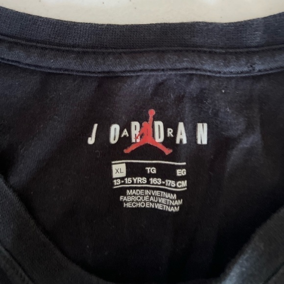 air jordan jumpman Graphic T-shirt Teenager 13-15 Yrs Old Men’s Small Black Red - Picture 6 of 7